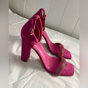 Marc Fisher heeled sandals strappy size 9.5 M Dark Pink